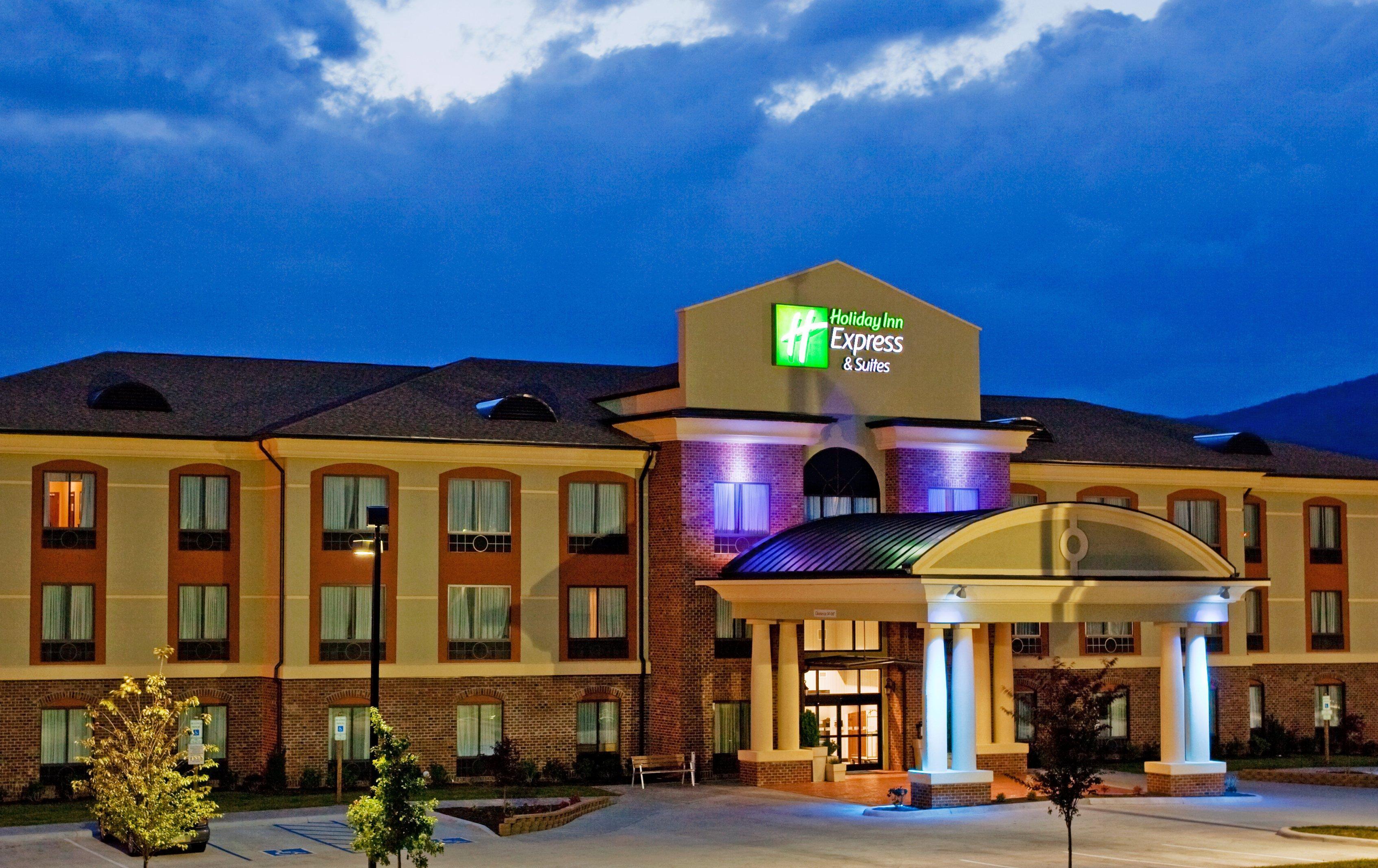 Holiday Inn Express Hotel & Suites Salem By Ihg Dış mekan fotoğraf