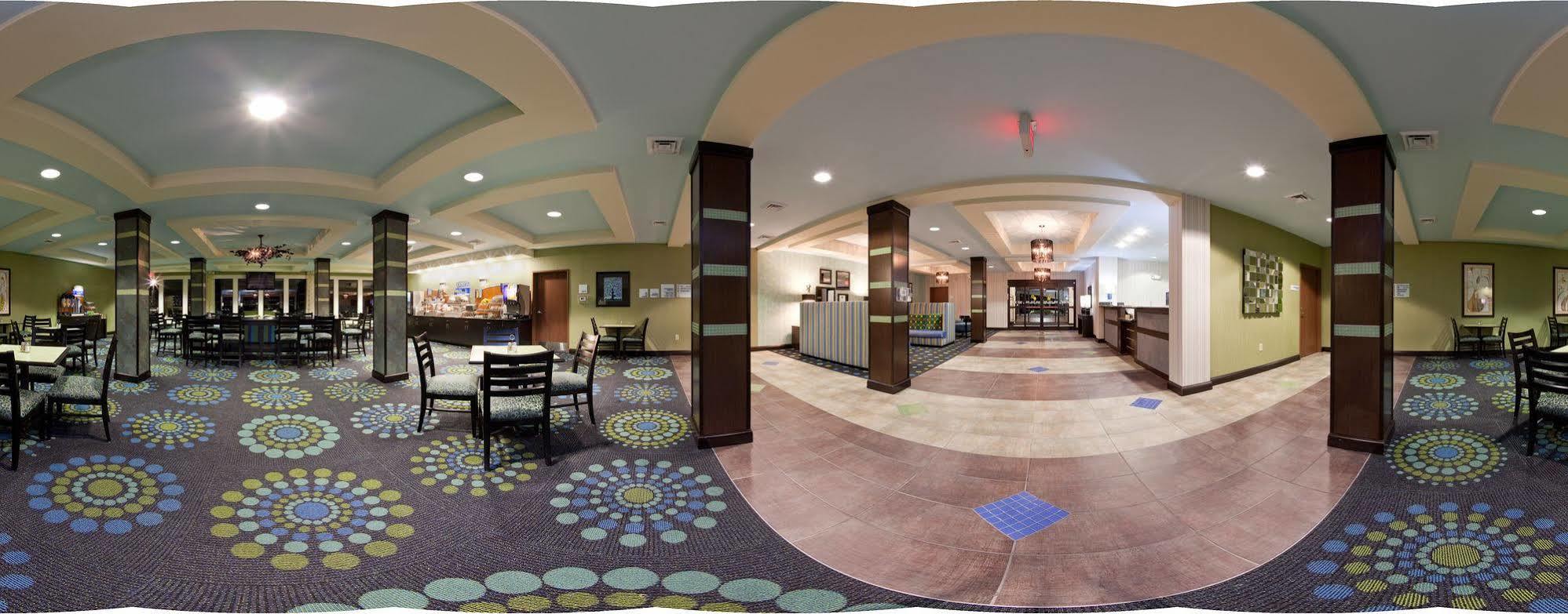Holiday Inn Express Hotel & Suites Salem By Ihg Dış mekan fotoğraf